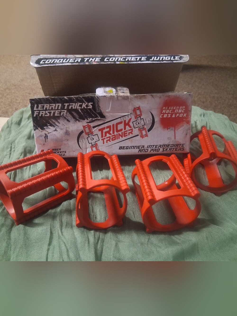Skateboard trick trainer
